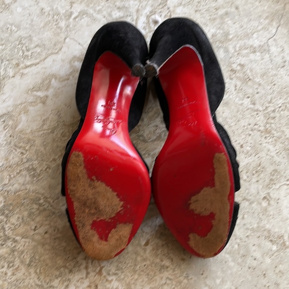 Suede Christian Louboutin Pumps - Picture 2 of 5